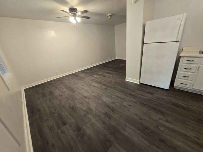 Building Photo - 228 Varnes Ln