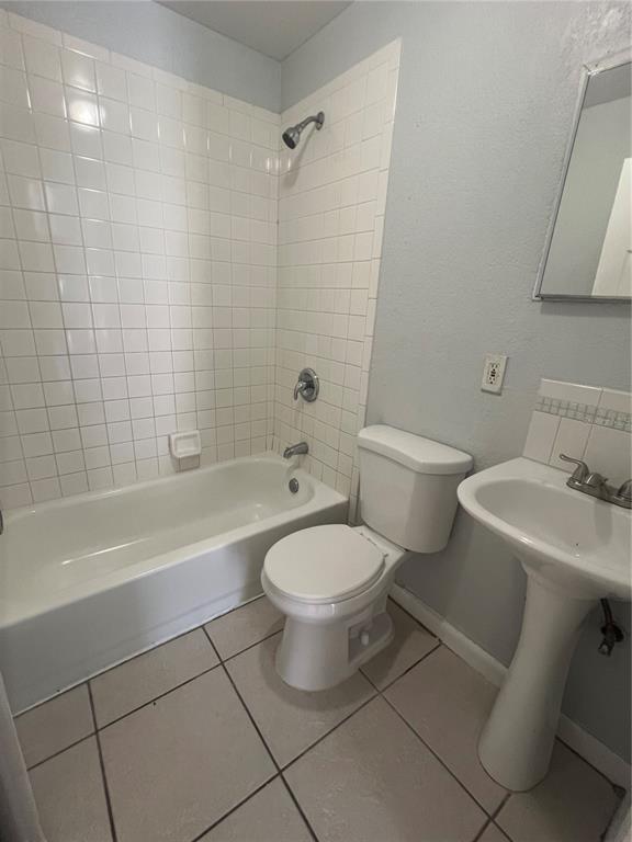 Building Photo - 2435 20th St S