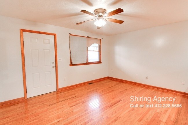 Building Photo - 502 Archer St