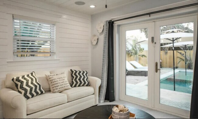 Foto del edificio - 613 Fern St