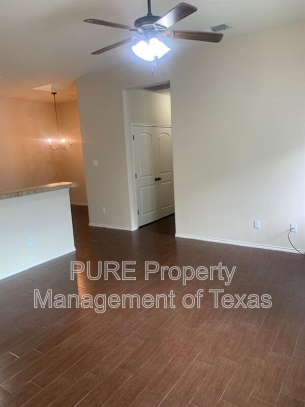 Building Photo - 1144 Brendon Lee Lane