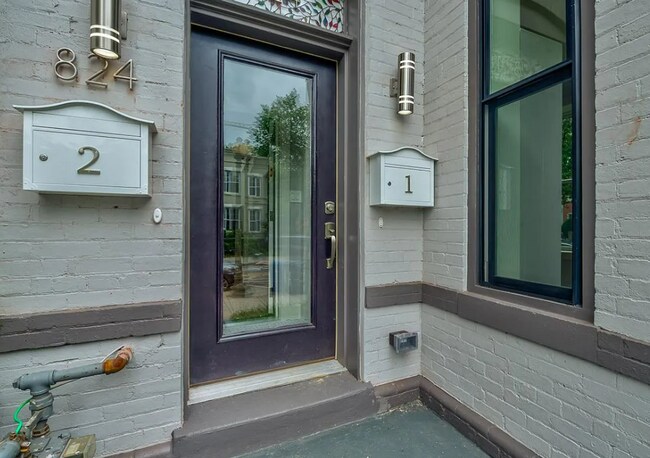 Foto del edificio - 824 I St NE