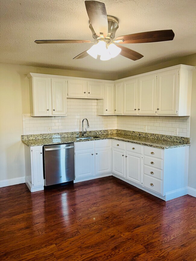 Foto del edificio - 47 W Wyoming Ave