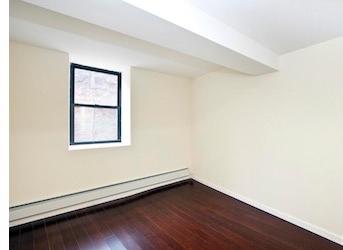 Foto del edificio - 31 E 1st St