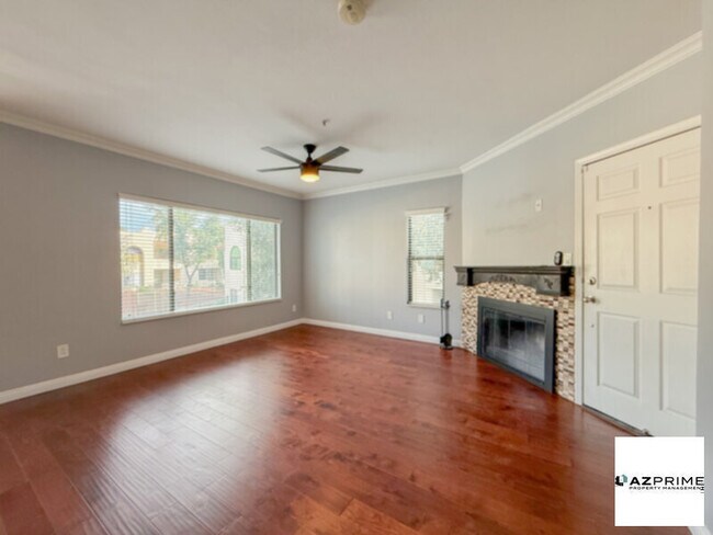Building Photo - Stylish 2/2 Phoenix Condo with Resort-Style Amenities!