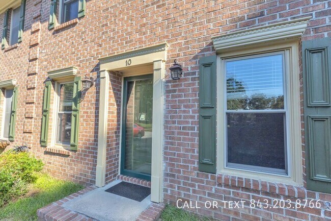 Foto del edificio - 302 Springview Ln