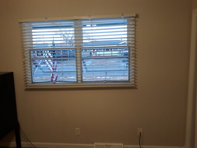 Foto del edificio - 2550 Wyoming Ave