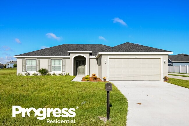423 Britten Dr photo'
