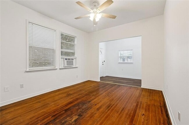 Building Photo - 2646 Jonquil St