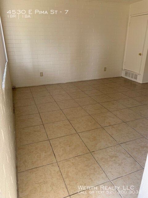Foto del edificio - 4530 E Pima St