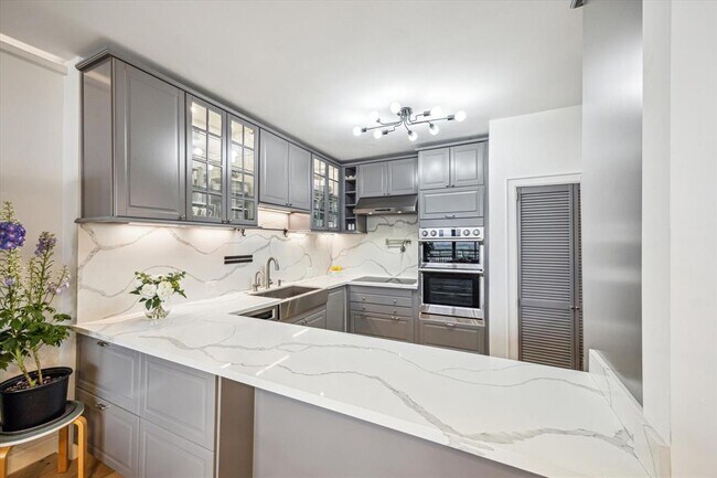 Foto del edificio - 3310 Timmons Ln