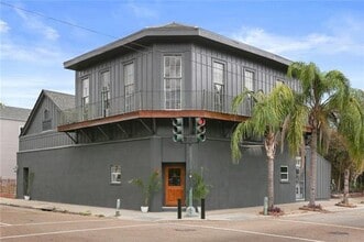 Building Photo - 1401 N Galvez St