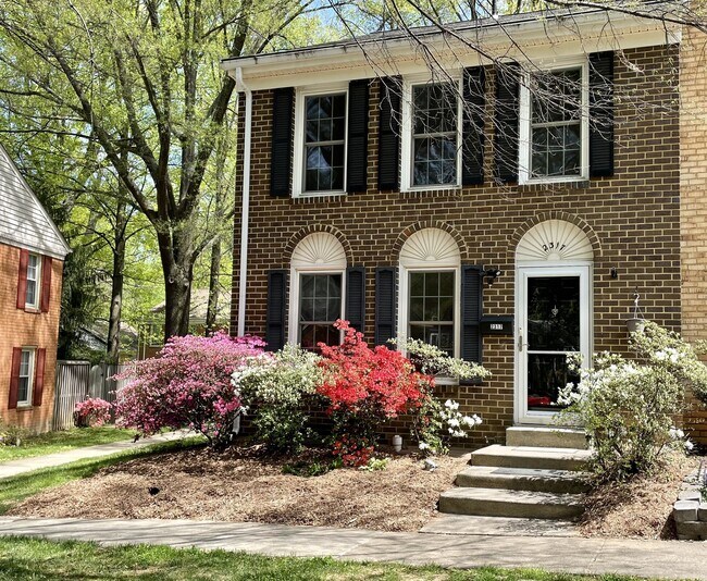 2317 Harleyford Court, Reston, VA 20191 Townhouse for Rent in Reston