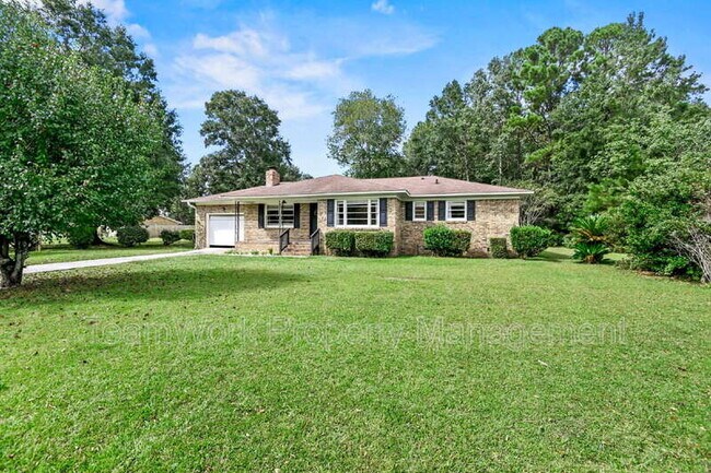 Foto del edificio - 137 Ravenell St