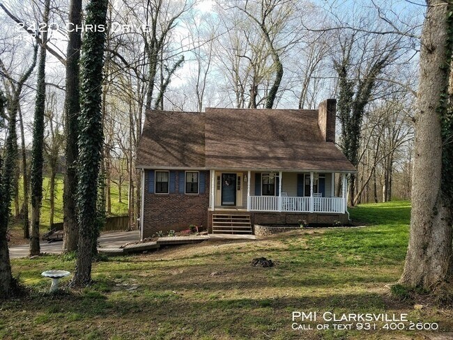 Foto del edificio - Beautiful Home on Wooded Lot