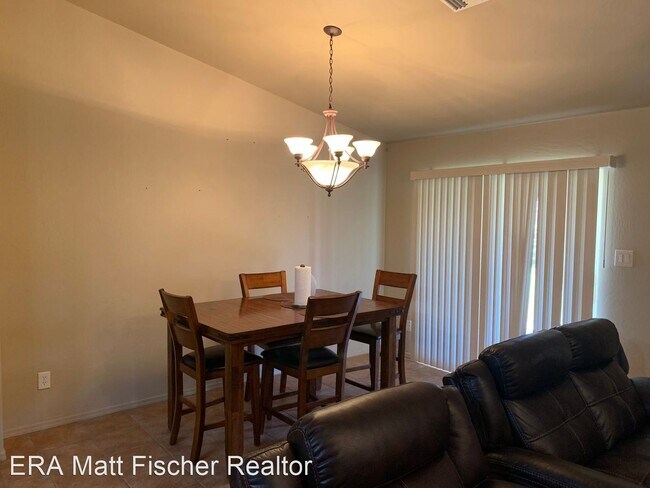 Foto del edificio - 4 br, 2 bath House - 4847 W 27th ST