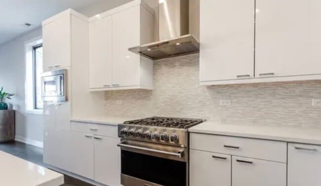 Photo - 1618 N Bosworth Ave House