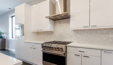 Building Photo - 1618 N Bosworth Ave