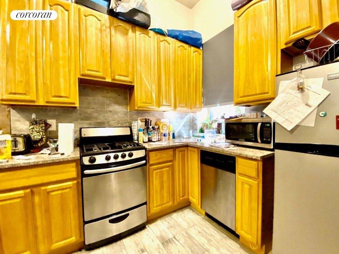 Foto principal - 420 St Nicholas Ave