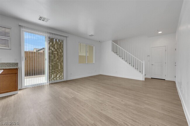 Foto del edificio - 5709 Colbert St