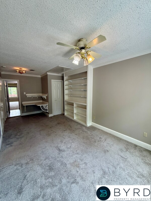 Foto del edificio - 1703 Sheldrake Ct