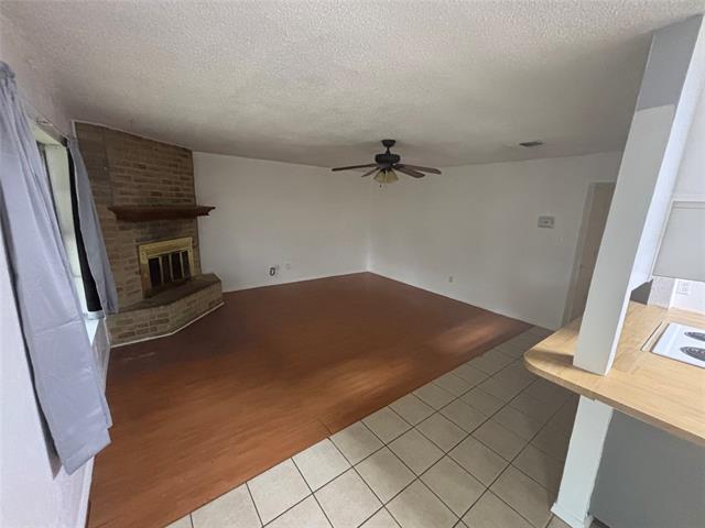 Foto del edificio - 5809 Lalagray Ln