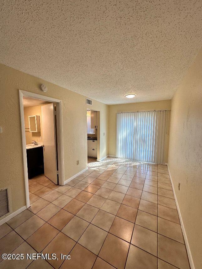 Foto del edificio - 66 Masters Dr