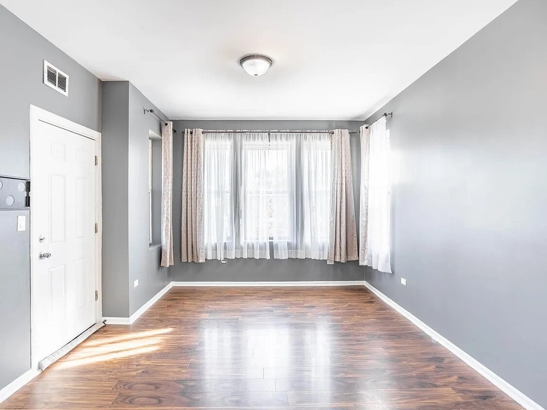 Photo - 6630 S Washtenaw Ave. (Chicago, IL)