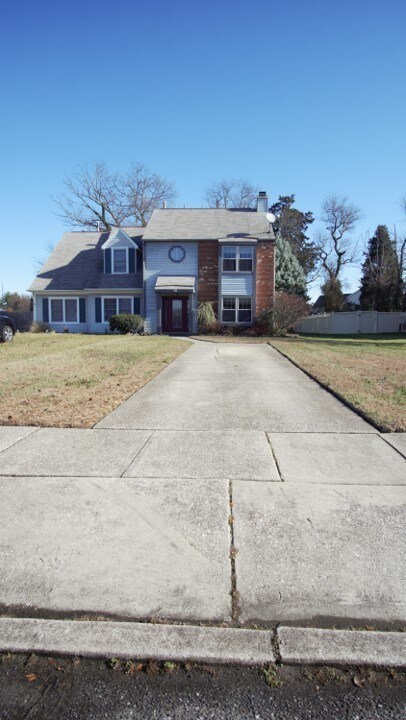Foto principal - 19 Meeting House Ln