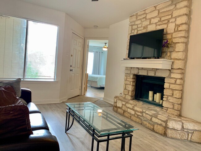 Foto del edificio - 1750 Timber Ridge Rd