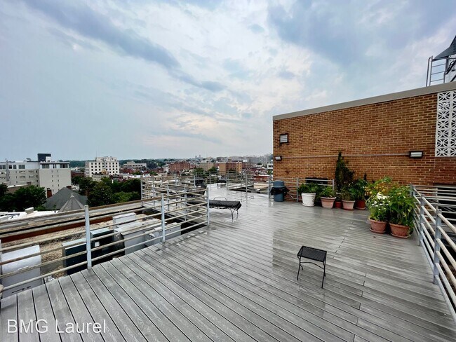 Foto del edificio - 1 br, 1 bath House - 1545 18th St NW Unit 120