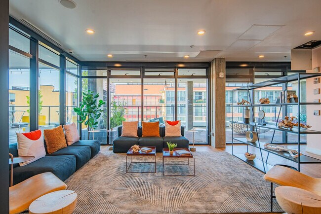 Foto del edificio - 700 N 4th St
