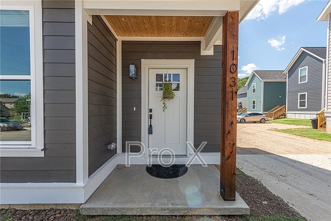 Photo - 3119 W Tulsa St House