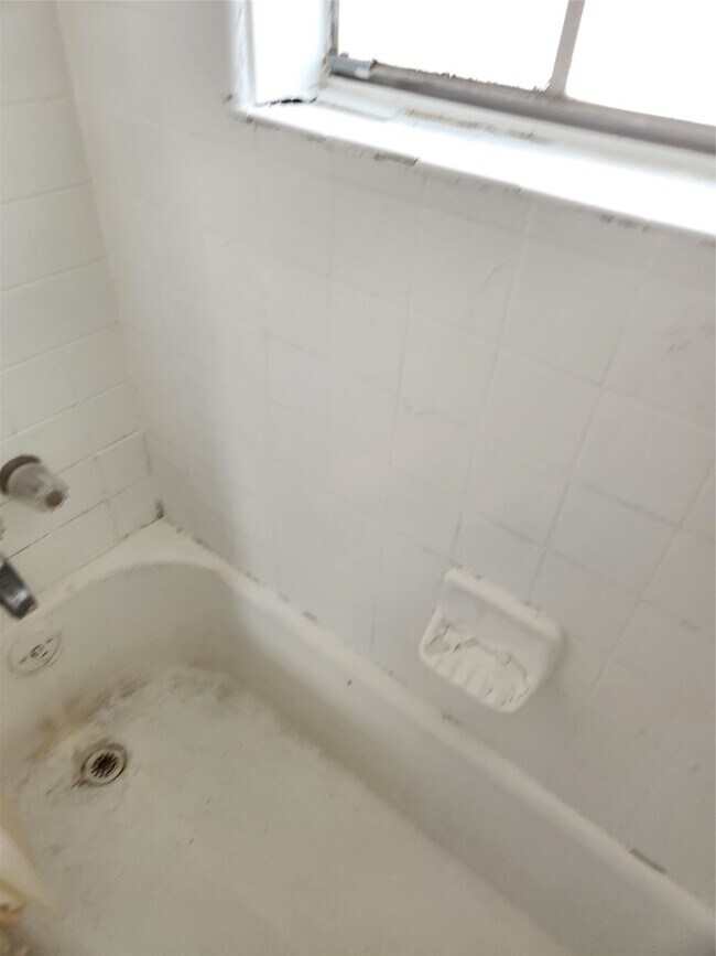Foto del edificio - 7422 Amelia Rd