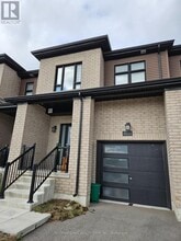 Building Photo - 33 Turnberry Ln