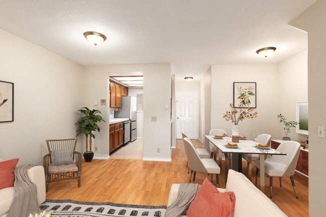 Building Photo - "Coming Soon" Awesome corner 2 Bedroom 2 Bath Townhome with large private patio (AC/Pool/Gated Pa...