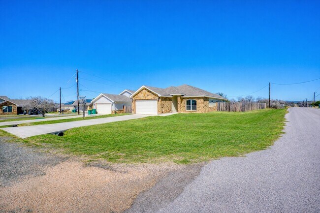 Foto del edificio - 1516 Stonecrest Dr