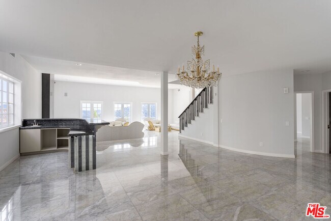 Foto del edificio - 3318 Deer Creek Ln