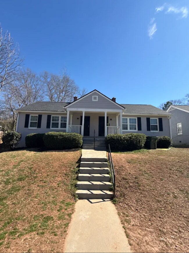 Foto del edificio - 230 Rosser St SW