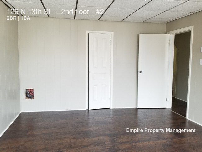 Foto del edificio - Newly Renovated 2 Bedroom with Parking Spot