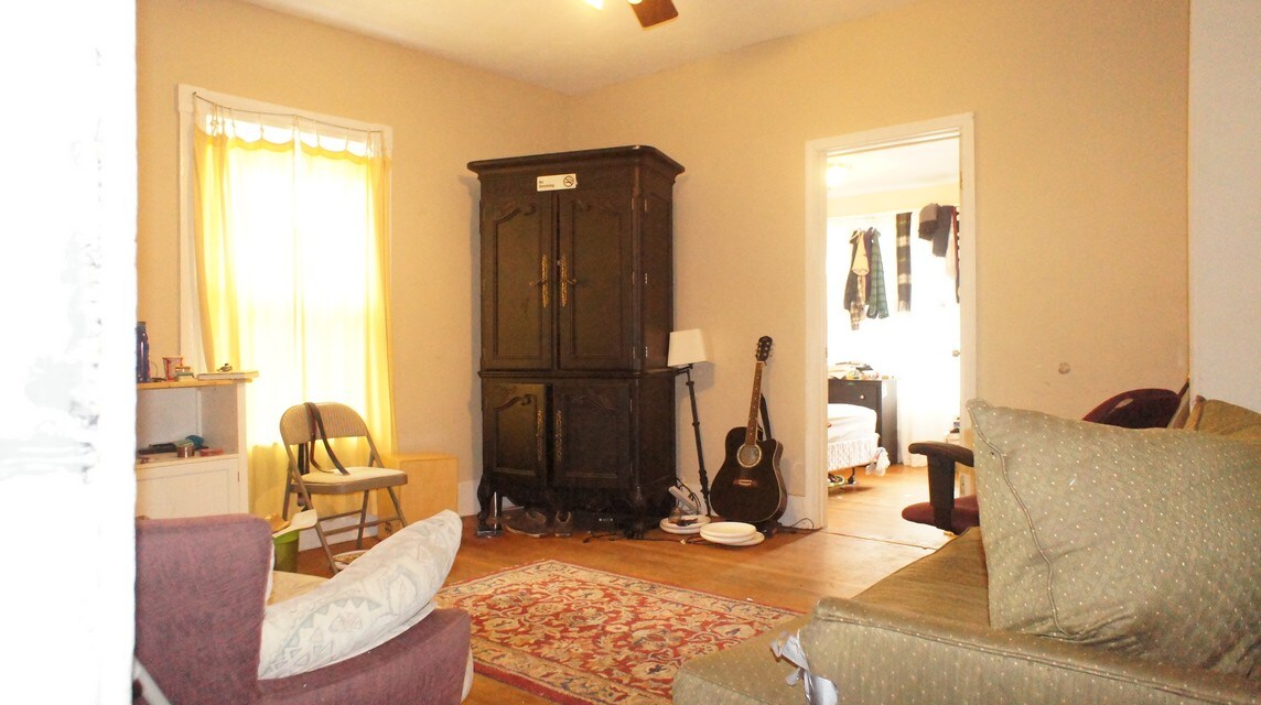 43 Pratt St Unit 2, Allston, MA 02134 Room for Rent in Allston, MA