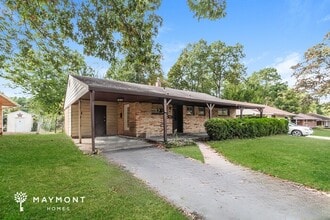 Building Photo - 8699 Desoto Dr