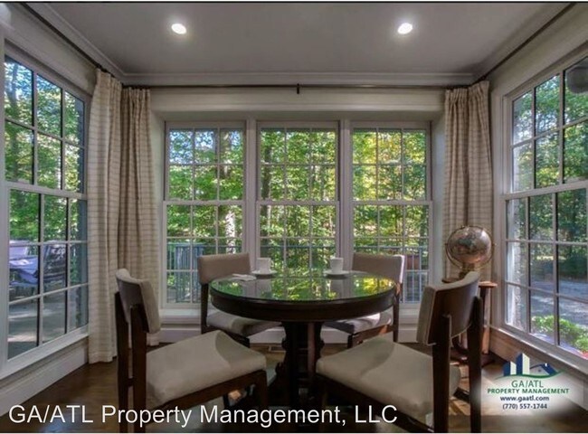 Foto del edificio - 5 br, 3.5 bath House - 3699 Castlegate Drive