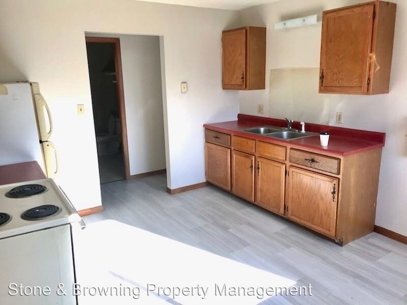 342 Washington St, Barre, VT 05641 Apartment for Rent in Barre, VT