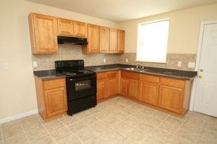 Primary Photo - 2023 S Salford St