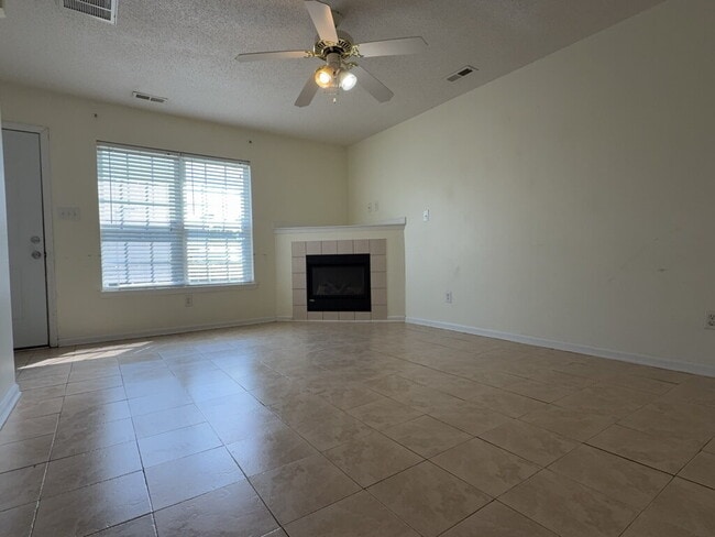 Building Photo - 1209 Timberlake Trail