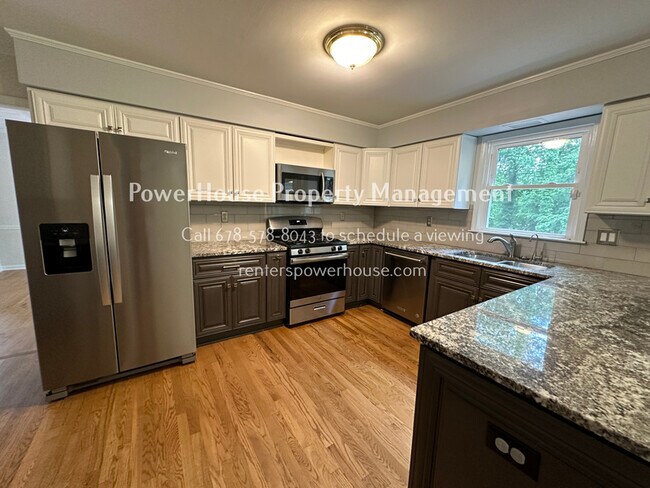 Building Photo - 790 Woodmont Dr