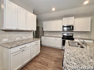 Building Photo - 749 Brown Thrasher