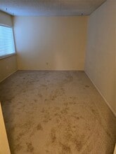 Building Photo - 13033 Wirevine Ln