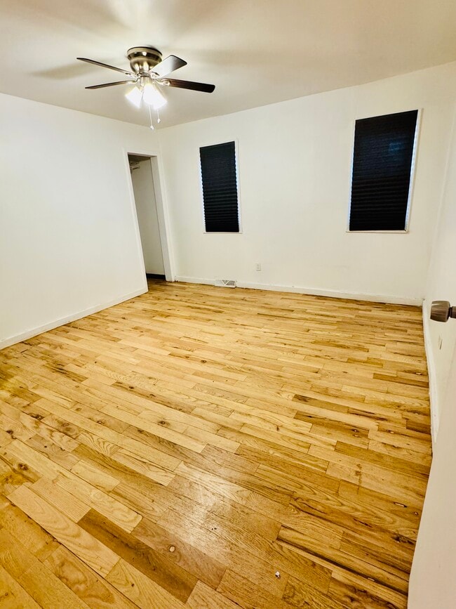 Foto del edificio - 4342 S Wells St